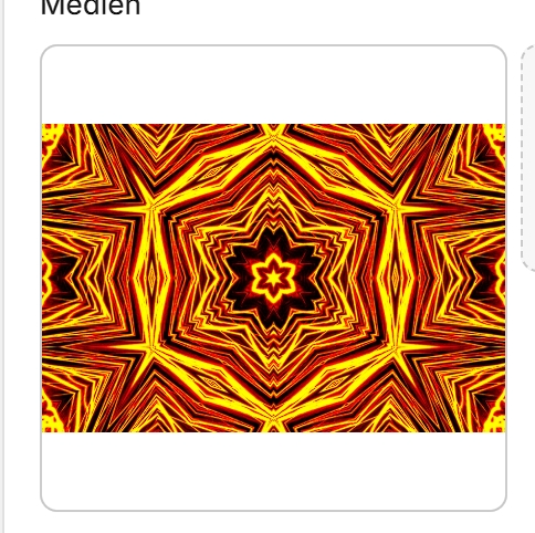 Kaleidoskopisches Feuer-Mandala in Rot, Gold und Schwarz – digitales Kunstwerk